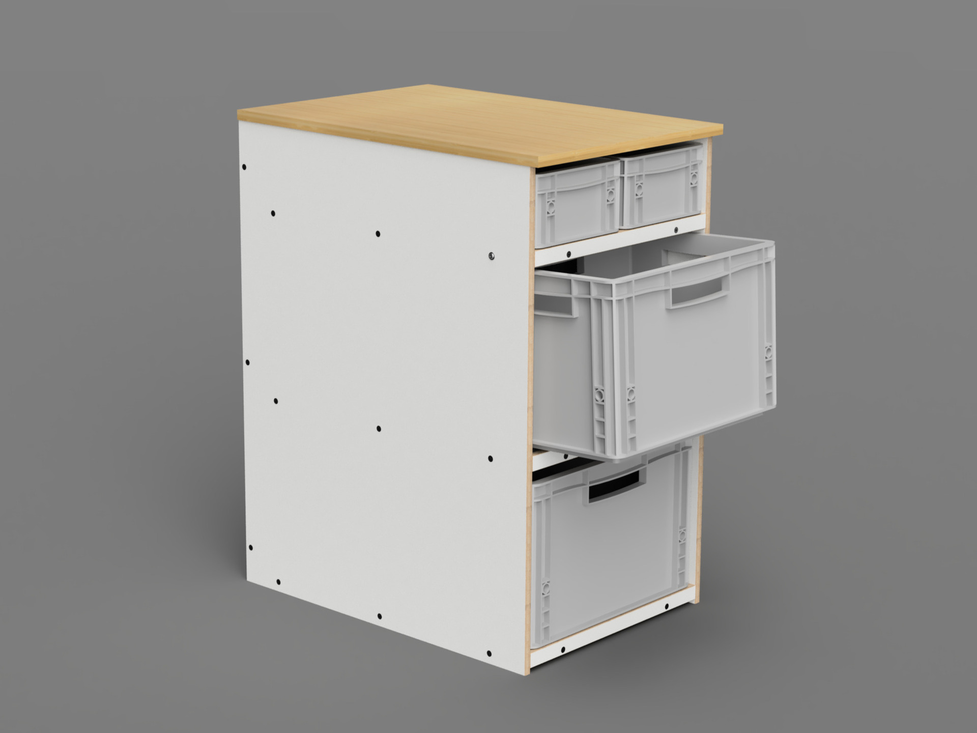 Moderní kempingová skříňka s několika zásuvkami a dřevěným povrchem, ideální pro uspořádání kempingového náčiní.