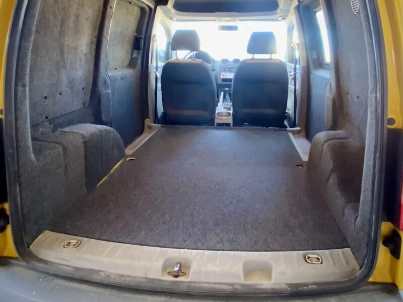 Interiéry vozů s plstí