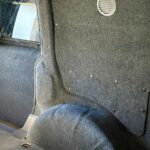 Boční obložení vozidla z plsti